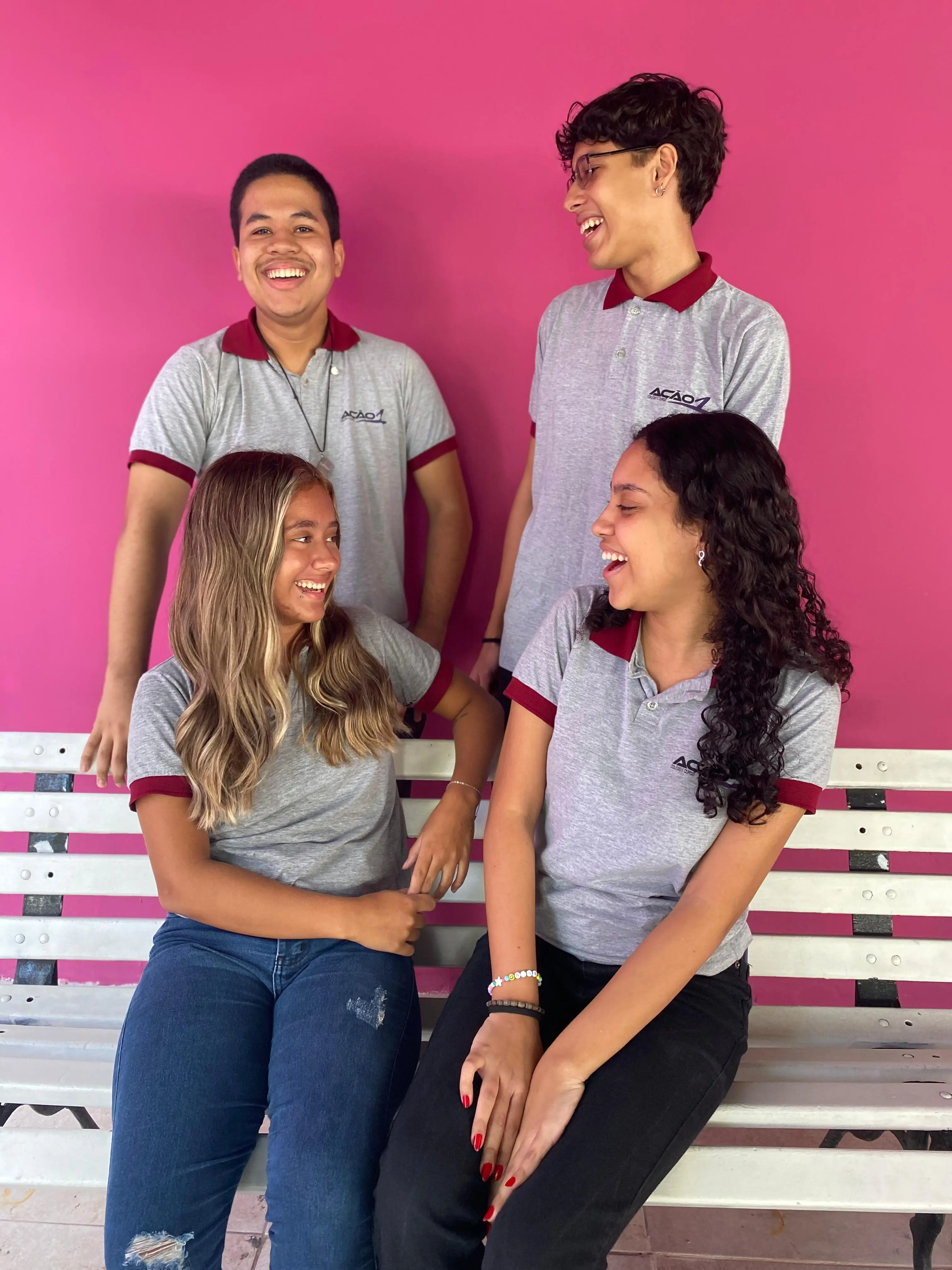 Aluno estudando com foco