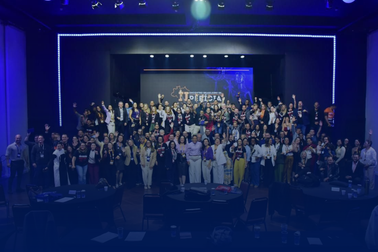 Palco de evento com público