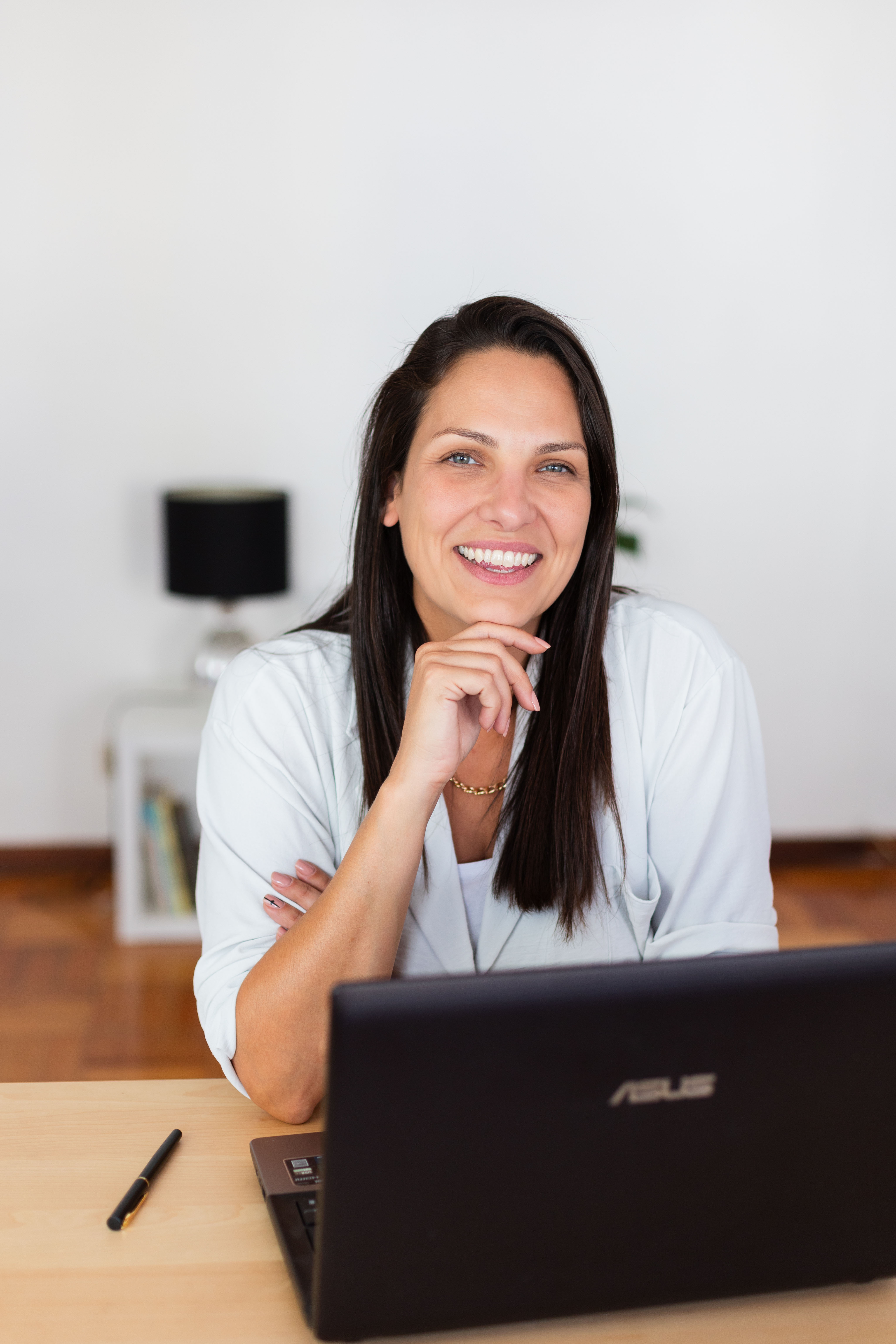 Clarissa Sobral - Advogada e Especialista em Planejamento Migratório