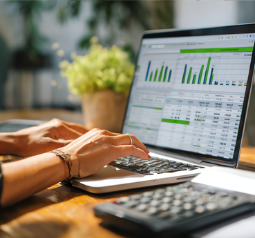 Profissional gerenciando atendimento