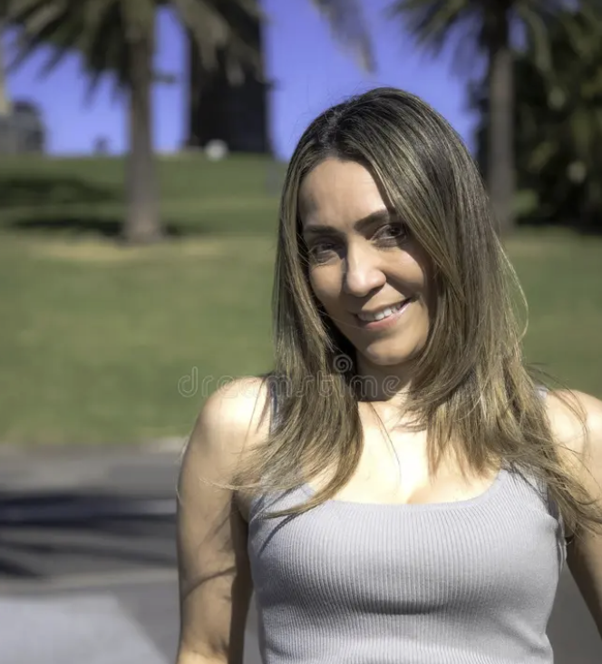 Carla R.